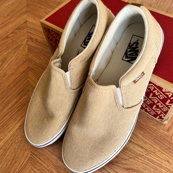 Men’s Classic Canvas Slip On Vans - Picture 8 of 8